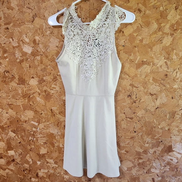 Rue21 Dresses & Skirts - Rue21 Cream Lace Mini Dress